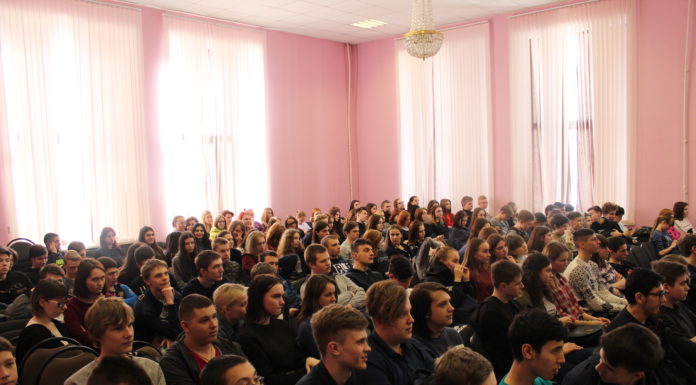 29 марта 2018 года Центр тестирования ГТО МБУ ФКиС «ОДС» провел презентациюВсероссийского физкультурно-спортивного комплекса «Готов к труду и обороне» (ГТО)для студентов Государственного бюджетного профессионального образовательного учреждения «Тверской промышленно — экономический колледж».В актовом зале ТПЭК собралось свыше 200 студентов–первокурсников.