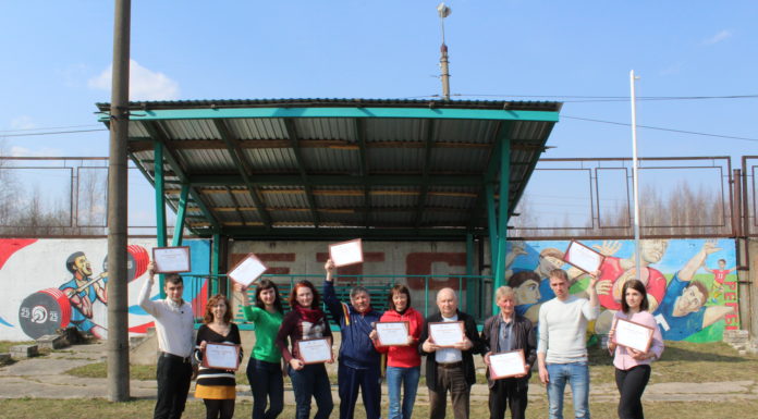 16 апреля 2018 года в городе Твери на базе Муниципального бюджетного учреждения «Спортивная школа «Тверь»на расширенном заседании тренерского совета были вручены Благодарственные письма от Центра тестирования ГТО МБУ ФКиС «ОДС» 15тренерам-преподавателям спортивной школы, активно участвующим в судействе тестирования ГТО на территории города Твери:Корниловой А.Б., Володиной Е.А., Грачеву В.П., Лебедеву А.А., Ефремову И.П., Кадейкиной И.В., Климовой О.Н., Лукиной И.В., Малинину М.Н., Никифорову Р.В., Смирновой А.В., Удалову С.А., Фадееву В.А., Храмцову А.А., Шустову В.А.