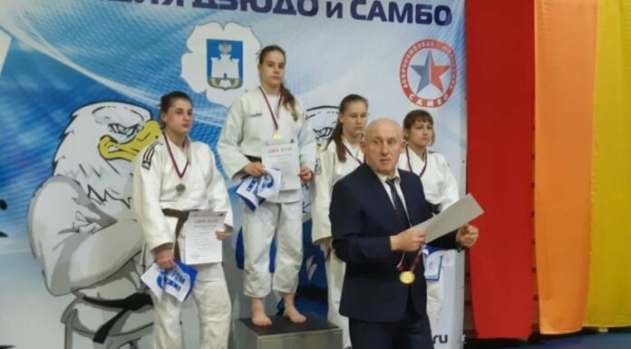 На высшую ступень межрегионального пьедестала почета поднялась 18-летняя Ульяна Красильникова.