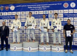 Обладателями наград «Кубка Александра Абрамова» стали Валерий Неркарарян и Егор Ледовский.