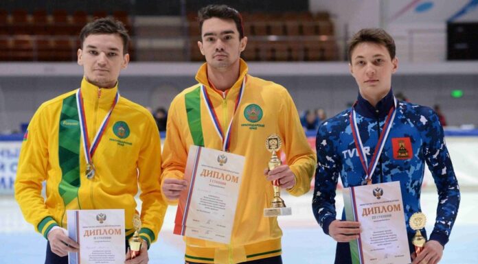 На пьедестал почета поднялись Даниил Ейбог и Денис Орс.