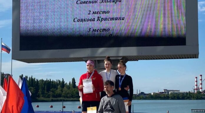 Золотой хет-трик в Краснодаре оформила 18-летняя Эльвира Савенок.