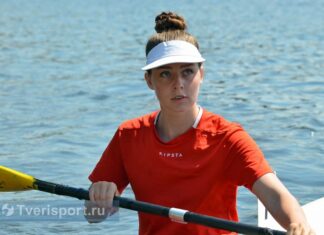 Тверские байдарочницы были неудержимы в спринтерской гонке четверок