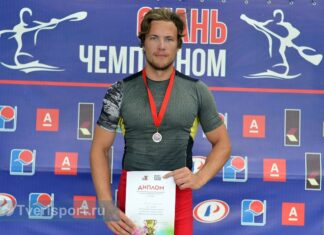 Мастер спорта Владимир Попов стал лучшим среди мужчин в байдарке-одиночке